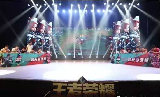 乌兹别克斯 乌兹别克斯